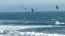 Kitesurfing w Egipcie z polskim instruktorem. Red Sea Zone  Wakacje w Egipcie 