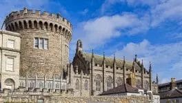 Local tour guide in Dublin Sinead Butler. Dublin attractions.